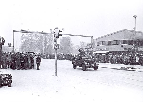 Maakunnallinen sotilasparaati 1986