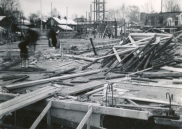 Osuusliike Koiton liiketalon rakennustyömaalta 1939