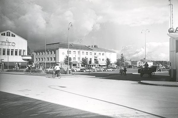 Keskusta 1954