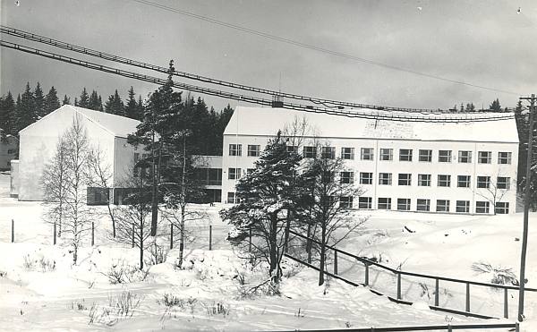 Tietolan kansakoulu talvella 1951