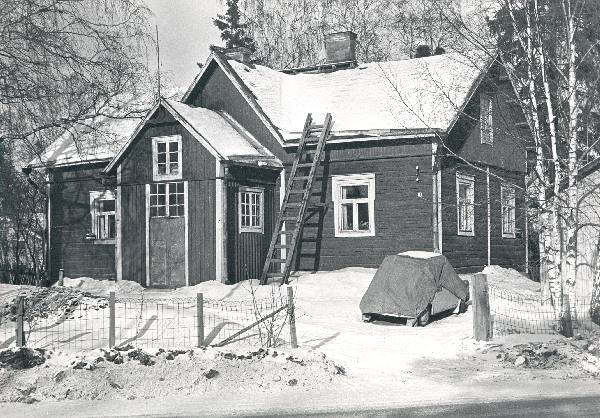 Ystävyystalo vuonna 1980